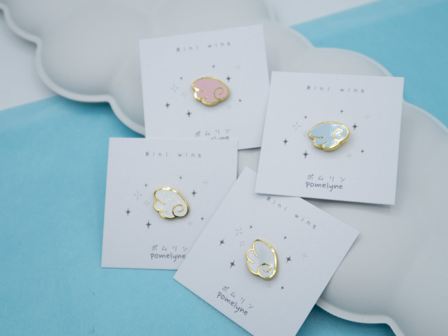 Mini pins Aile