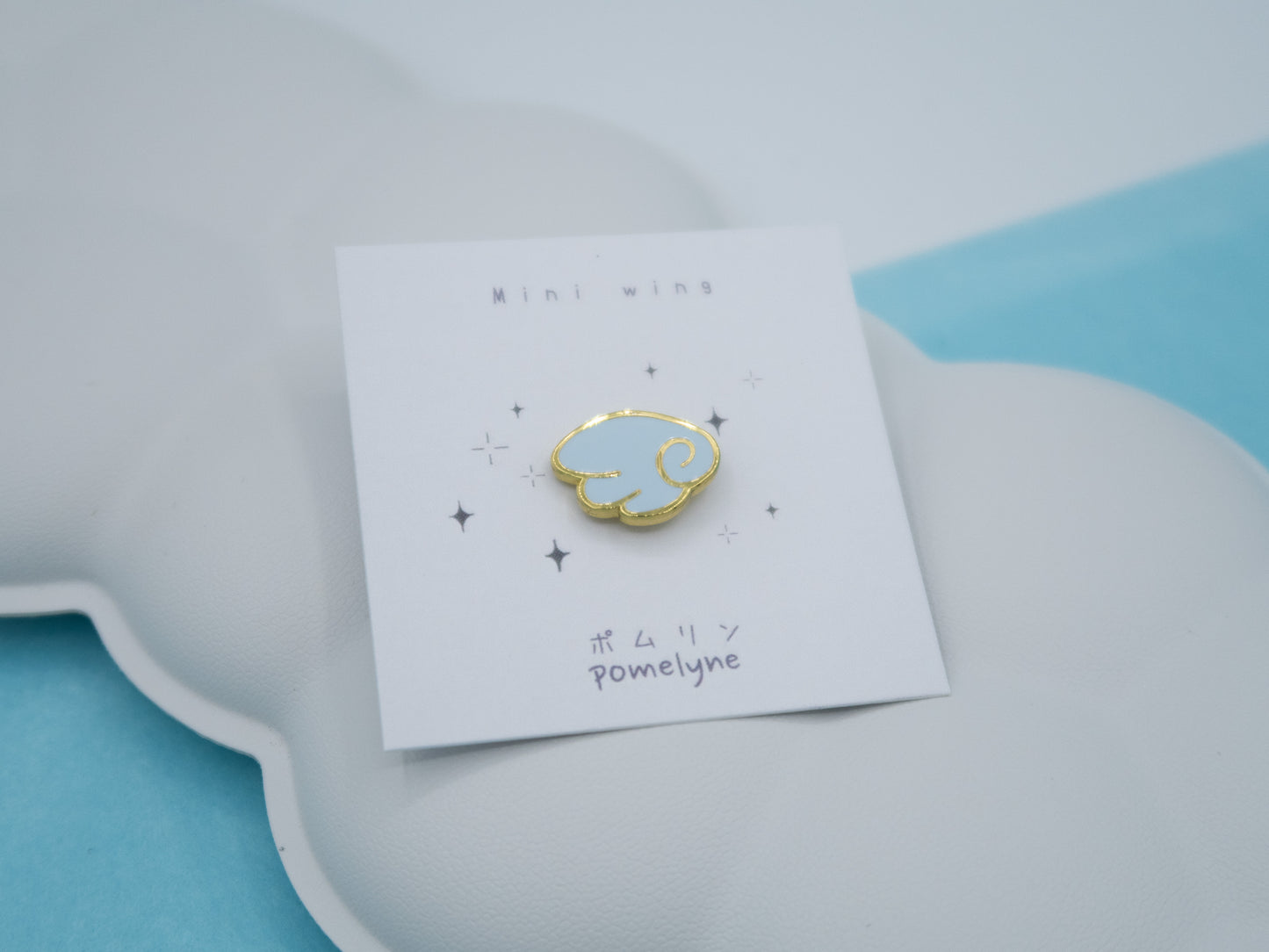 Mini pins Aile
